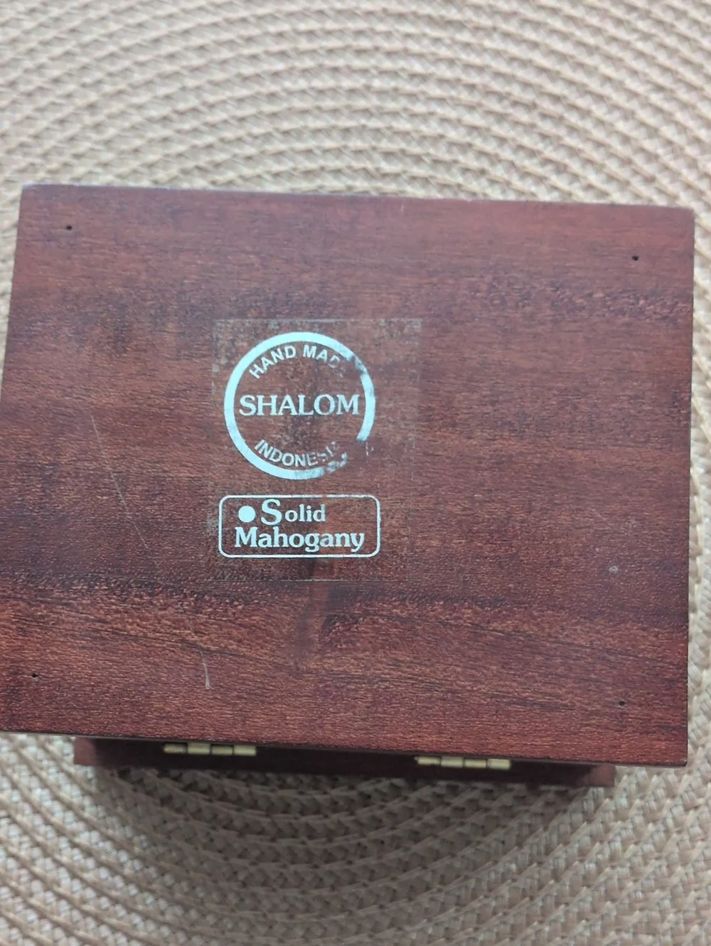 Wooden 'Treasures of the Heart' Keepsake Box - Mahogany Made In Indonesia